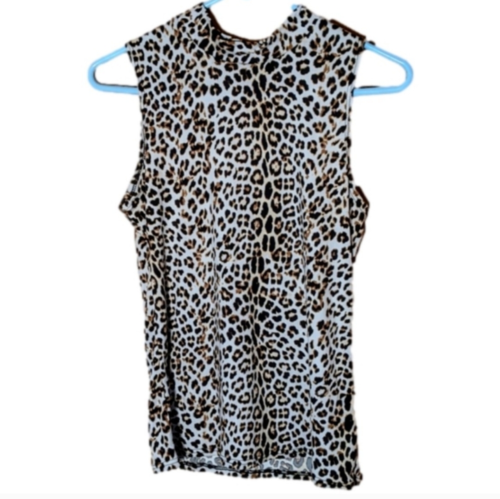 Animal printed turtleneck top